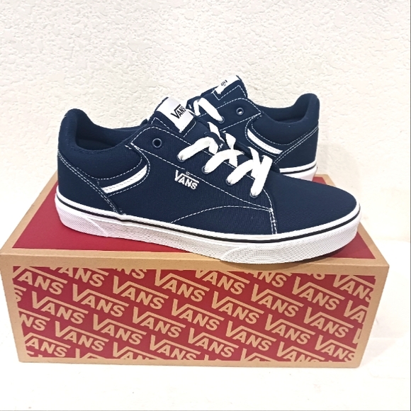 Vans Shoes - Vans